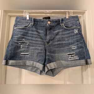 White House Black Market Mid Rise Distressed 5" Short